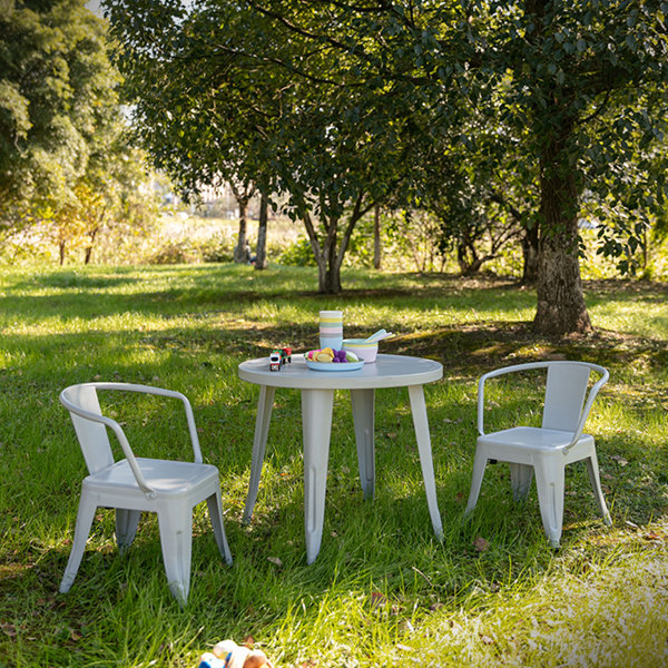 Little tikes garden table online and chairs set red